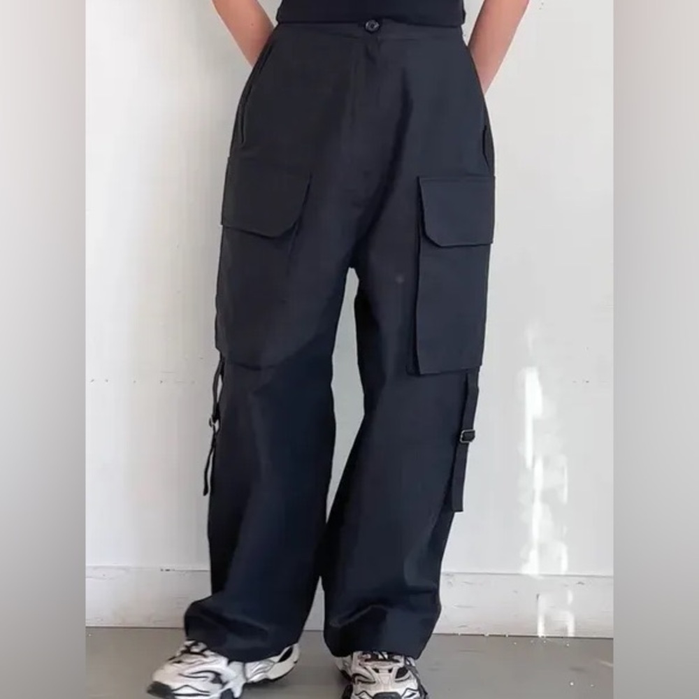 Oak + fort cargo pants size small NWT